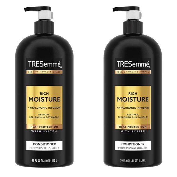 Tresemmé Other - TRESemme Conditioner Moisture Rich Heat Protection 39 fl oz (1.15 l) PACK OF 2
